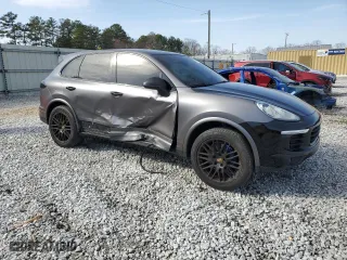 2017 Porsche Cayenne with VIN WP1AA2A2XHKA89815, listed as a Copart auction lot 48192185 with 73,547 mi miles and Salvage Title. Bid and sale history available at carsss.com. Image 4.