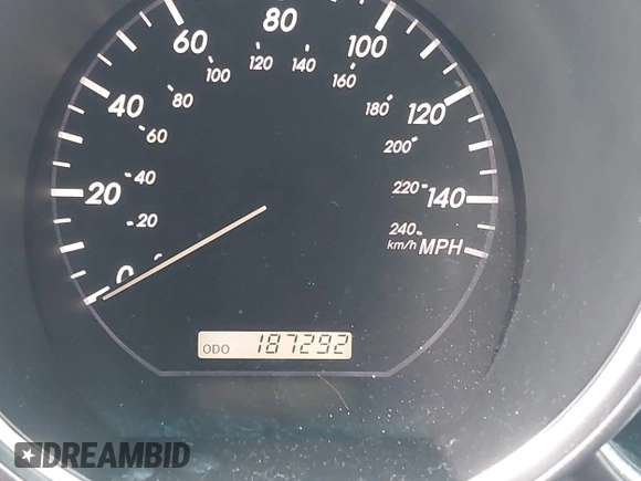 2005 Lexus RX 330 with VIN JTJGA31UX50053808, listed as a IAAI auction lot 42130220 with 187,292 mi miles. Bid and sale history available at carsss.com. Image 7.