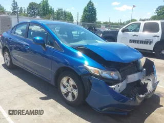 2013 Honda Civic LX z VIN 2HGFB2F52DH525907, wystawiony jako IAAI lot #42314166 z przebiegiem 133 172 mil mil oraz . Historia ofert i sprzedaży dostępna na DreamBid. Obrazek 1.