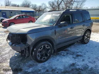 2021 Ford Bronco Sport Outer Banks with VIN 3FMCR9C66MRA68764, listed as a Copart auction lot 45428235 with 42,947 mi miles and Salvage Title. Bid and sale history available at carsss.com. Image 1.