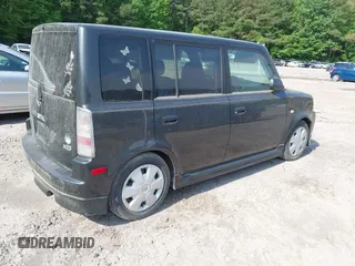2006 Scion xB with VIN JTLKT324864061023, listed as a IAAI auction lot 41374882 with 181,179 mi miles. Bid and sale history available at carsss.com. Image 4.