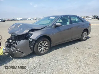 2017 Toyota Camry XLE z VIN 4T1BF1FK8HU412012, wystawiony jako Copart lot #60476715 z przebiegiem 92 737 mil mil oraz Szkoda całkowita • Salvage title. Historia ofert i sprzedaży dostępna na DreamBid. Obrazek 1.