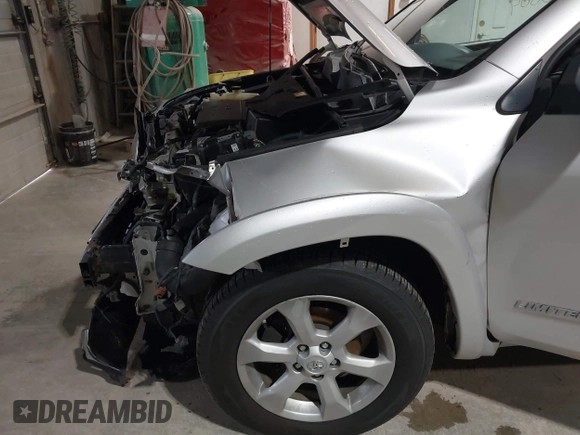 2010 Toyota RAV4 Ltd with VIN 2T3DK4DV2AW018148, listed as a IAAI auction lot 42010664 with 157,117 mi miles. Bid and sale history available at carsss.com. Image 12.