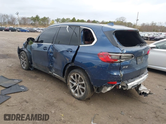 2019 BMW X5 xDrive40i with VIN 5UXCR6C53KLK84916, listed as a IAAI auction lot 42035316 with 69,798 mi miles and . Bid and sale history available at DreamBid. Image 3.