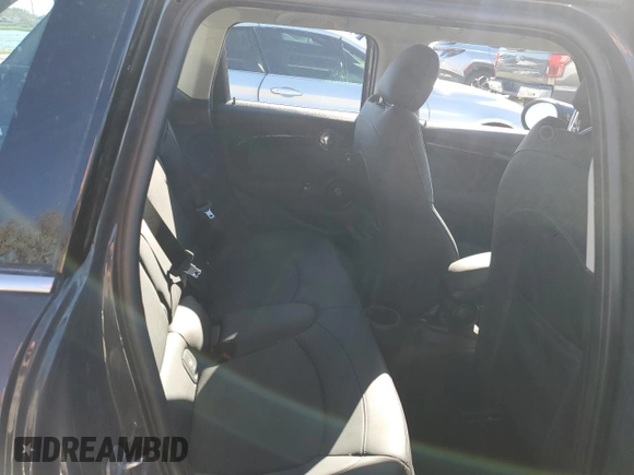 2021 MINI Hardtop 4 Door Cooper S z VIN WMWXU9C01M2P15282, wystawiony jako Copart lot #74238294 z przebiegiem Nie podano mil oraz Nie do naprawy • Non repairable. Historia ofert i sprzedaży dostępna na DreamBid. Obrazek 10.
