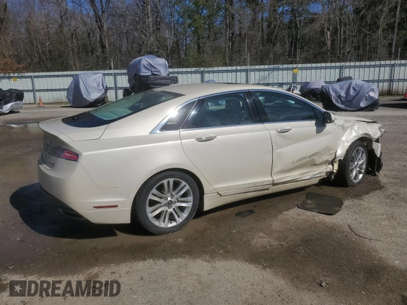 2014 Lincoln MKZ with VIN 3LN6L2G95ER809658, listed as a Copart auction lot 46814105 with 61,397 mi miles and Salvage Title. Bid and sale history available at carsss.com. Image 3.