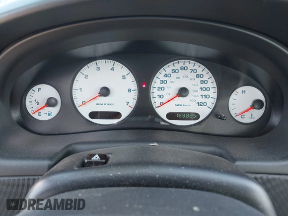 2004 Dodge Intrepid SE with VIN 2B3HD46R34H647886, listed as a IAAI auction lot 42113905 with 169,825 mi miles. Bid and sale history available at carsss.com. Image 7.