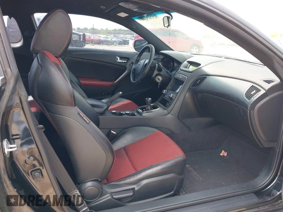 2011 Hyundai Genesis Coupe with VIN KMHHT6KD2BU059877, listed as a IAAI auction lot 42116791 with 88,706 mi miles and . Bid and sale history available at DreamBid. Image 5.