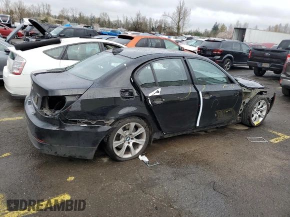2008 BMW 5 Series 535i with VIN WBANW13528CN55573, listed as a Copart auction lot 48199295 with 82,883 mi miles and Clean Title. Bid and sale history available at carsss.com. Image 3.