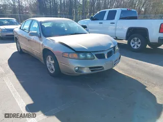 2005 Pontiac Bonneville SE with VIN 1G2HX52K35U160503, listed as a IAAI auction lot 41849085 with 206,650 mi miles. Bid and sale history available at carsss.com. Image 1.
