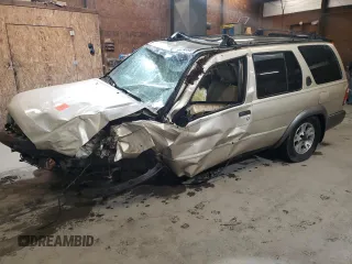 2001 Nissan Pathfinder SE z VIN JN8DR09Y61W614022, wystawiony jako Copart lot #52248665 z przebiegiem Nie podano mil oraz Szkoda całkowita • Salvage title. Historia ofert i sprzedaży dostępna na DreamBid. Obrazek 1.