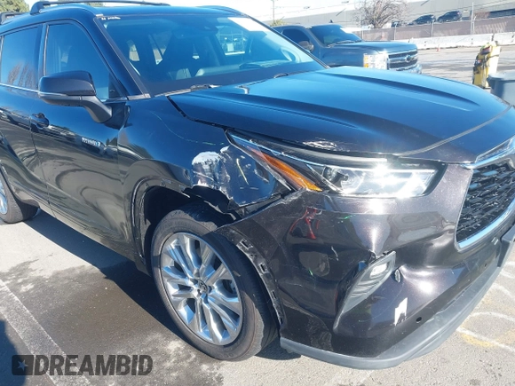 2021 Toyota Highlander Hybrid Limited with VIN 5TDYARAH8MS006883, listed as a IAAI auction lot 41507332 with 169,210 mi miles and . Bid and sale history available at DreamBid. Image 6.