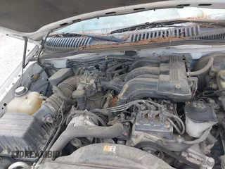 2004 Ford Explorer XLS with VIN 1FMZU62K04ZB15787, listed as a IAAI auction lot 42255942 with 169,103 mi miles and . Bid and sale history available at DreamBid. Image 10.
