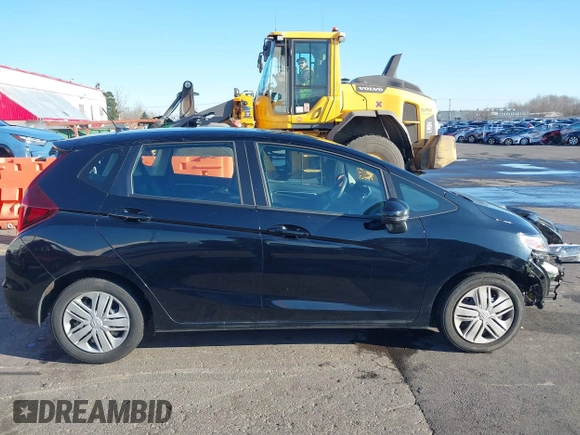 2019 Honda Fit LX with VIN 3HGGK5H46KM735161, listed as a IAAI auction lot 41338424 with 59,260 mi miles. Bid and sale history available at carsss.com. Image 14.