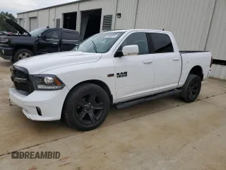 2018 Ram 1500 Sport z VIN 1C6RR7MT6JS209850, wystawiony jako Copart lot #73999674 z przebiegiem 62 109 mil mil oraz Szkoda całkowita • Salvage title. Historia ofert i sprzedaży dostępna na DreamBid. Obrazek 1.