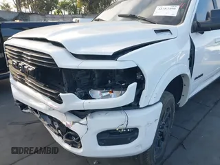 2019 Ram 2500 Laramie with VIN 3C6UR5FL1KG706941, listed as a IAAI auction lot 41783496 with 79,933 mi miles. Bid and sale history available at carsss.com. Image 12.