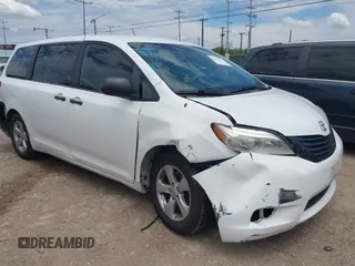 2013 Toyota Sienna L с VIN 5TDZK3DC2DS292129, выставлен на аукционе IAAI как лот 42435143 с пробегом 170 767 миль миль и . История ставок и продаж доступна на DreamBid. Изображение 1.