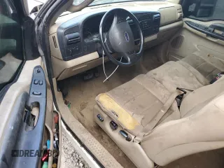 2005 Ford Super Duty F-250 XL with VIN 1FTSX21P15EA43770, listed as a Copart auction lot 65892814 with 136,698 mi miles and Salvage Title. Bid and sale history available at carsss.com. Image 8.