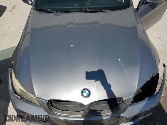 2009 BMW 3 Series 328i z VIN WBAPH73589A174524, wystawiony jako Copart lot #47071035 z przebiegiem Nie podano mil oraz Szkoda całkowita • Salvage title. Historia ofert i sprzedaży dostępna na DreamBid. Obrazek 11.