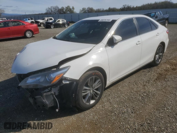 2015 Toyota Camry XLE with VIN 4T1BF1FK2FU890830, listed as a Copart auction lot 49225755 with 131,271 mi miles and Salvage Title. Bid and sale history available at DreamBid. Image 1.