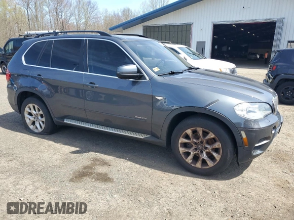 2013 BMW X5 xDrive35i with VIN 5UXZV4C58D0B20241, listed as a Copart auction lot 53632245 with 160,132 mi miles and Clean Title. Bid and sale history available at carsss.com. Image 4.