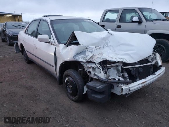 1999 Honda Accord LX с VIN JHMCG5540XC034223, выставлен на аукционе Copart как лот 83922254 с пробегом Не указан миль и Списание • Salvage title. История ставок и продаж доступна на DreamBid. Изображение 4.