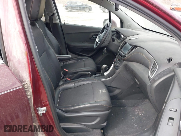 2017 Chevrolet Trax LT with VIN 3GNCJPSB5HL262068, listed as a IAAI auction lot 41904657 with 132,559 mi miles. Bid and sale history available at carsss.com. Image 5.