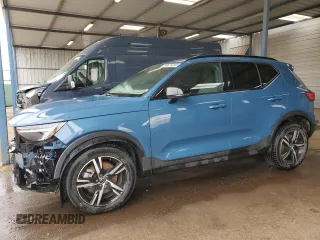 2024 Volvo XC40 Core Bright Theme с VIN YV4L12UK1R2338006, выставлен на аукционе Copart как лот 49792975 с пробегом 23 924 миль миль и Чистый • Clean title. История ставок и продаж доступна на DreamBid. Изображение 1.