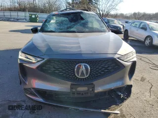 2024 Acura MDX w/A-Spec Package with VIN 5J8YE1H00RL020647, listed as a Copart auction lot 43196085 with 17,975 mi miles and Salvage Title. Bid and sale history available at carsss.com. Image 5.
