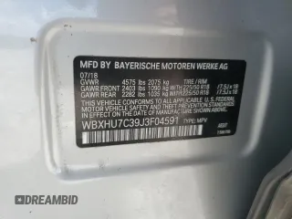 2018 BMW X1 sDrive28i z VIN WBXHU7C39J3F04591, wystawiony jako Copart lot #56824545 z przebiegiem 62 990 mil mil oraz Szkody całkowita. Historia ofert i sprzedaży dostępna na DreamBid. Obrazek 13.