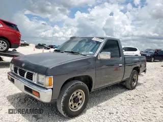 1995 Nissan Frontier with VIN 1N6SD11S5SC320447, listed as a Copart auction lot 62555935 with 108,604 mi miles and Salvage title. Bid and sale history available at DreamBid. Image 1.