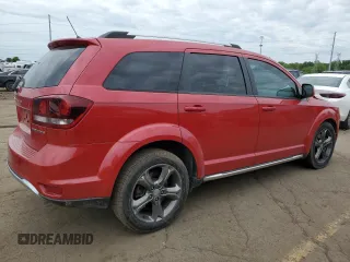 2015 Dodge Journey Crossroad with VIN 3C4PDCGG9FT517560, listed as a Copart auction lot 58935135 with 108,088 mi miles and Salvage title. Bid and sale history available at DreamBid. Image 3.