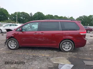 2011 Toyota Sienna XLE AAS с VIN 5TDYK3DC1BS007266, выставлен на аукционе IAAI как лот 42346087 с пробегом 123 054 миль миль и . История ставок и продаж доступна на DreamBid. Изображение 14.