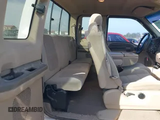 2001 Ford Super Duty F-250 XL with VIN 1FTNX21S61EB04767, listed as a IAAI auction lot 41555822 with 227,951 mi miles. Bid and sale history available at carsss.com. Image 8.