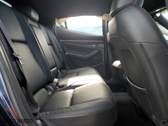 2019 Mazda Mazda3 Hatchback w/Preferred Pkg with VIN JM1BPAMM0K1139338, listed as a Copart auction lot 43773725 with 45,138 mi miles and Salvage Title. Bid and sale history available at carsss.com. Image 10.