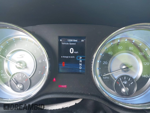 2014 Chrysler 300 S z VIN 2C3CCABG7EH281483, wystawiony jako IAAI lot #42272545 z przebiegiem 122 610 mil mil oraz . Historia ofert i sprzedaży dostępna na DreamBid. Obrazek 7.