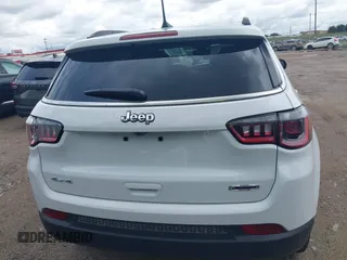 2025 Jeep Compass Latitude с VIN 3C4NJDBN5ST597722, выставлен на аукционе IAAI как лот 42499155 с пробегом 1 663 миль миль и . История ставок и продаж доступна на DreamBid. Изображение 16.