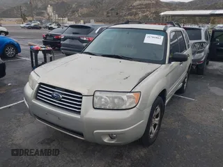 2006 Subaru Forester 2.5 X with VIN JF1SG636X6H741781, listed as a IAAI auction lot 41781862 with 177,540 mi miles. Bid and sale history available at carsss.com. Image 2.
