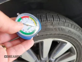 2020 Toyota Sienna LE с VIN 5TDJZ3DC0LS251165, выставлен на аукционе IAAI как лот 42619736 с пробегом 48 223 миль миль и . История ставок и продаж доступна на DreamBid. Изображение 14.
