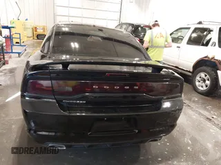 2012 Dodge Charger SXT with VIN 2C3CDXHG4CH142125, listed as a IAAI auction lot 41790623 with 110,252 mi miles. Bid and sale history available at carsss.com. Image 17.