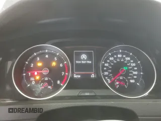 2018 Volkswagen Golf GTI S с VIN 3VW447AU9JM295093, выставлен на аукционе Copart как лот 60512275 с пробегом 94 759 миль миль и Списание • Salvage title. История ставок и продаж доступна на DreamBid. Изображение 9.