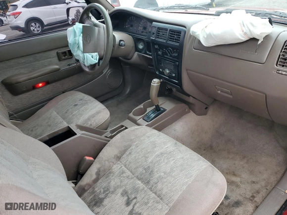 1999 Toyota Tacoma PreRunner with VIN 4TASN92N1XZ573062, listed as a Copart auction lot 43282055 with 160,918 mi miles and Salvage Title. Bid and sale history available at carsss.com. Image 8.