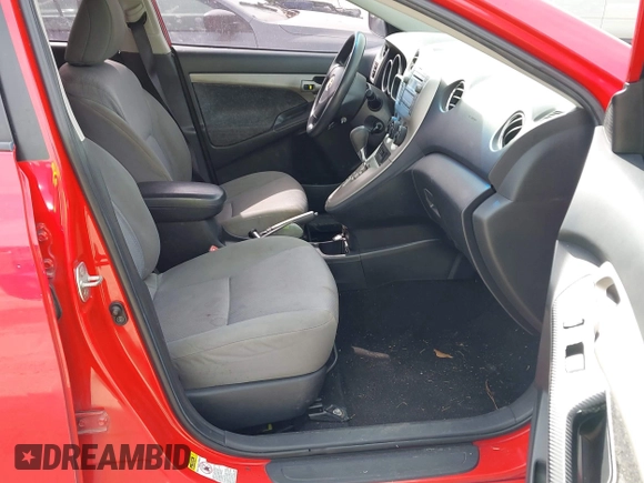 2009 Toyota Matrix S z VIN 2T1KE40E29C026440, wystawiony jako IAAI lot #41718124 z przebiegiem 148 546 mil mil oraz . Historia ofert i sprzedaży dostępna na DreamBid. Obrazek 5.