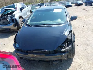 2016 Hyundai Elantra SE with VIN KMHDH4AE2GU641130, listed as a IAAI auction lot 41929284 with 122,688 mi miles. Bid and sale history available at carsss.com. Image 12.