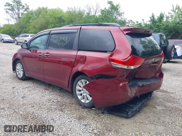 2012 Toyota Sienna XLE with VIN 5TDDK3DCXCS033249, listed as a IAAI auction lot 42324830 with 181,012 mi miles and . Bid and sale history available at DreamBid. Image 3.