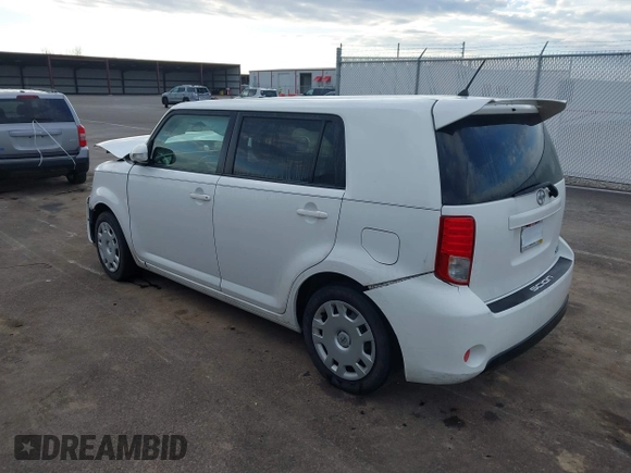 2015 Scion xB with VIN JTLZE4FEXFJ073127, listed as a IAAI auction lot 41649925 with 1 mi miles. Bid and sale history available at carsss.com. Image 3.