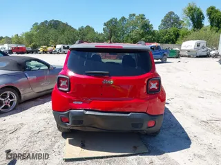 2015 Jeep Renegade Latitude with VIN ZACCJABT0FPB56259, listed as a IAAI auction lot 42050244 with 154,798 mi miles. Bid and sale history available at carsss.com. Image 16.