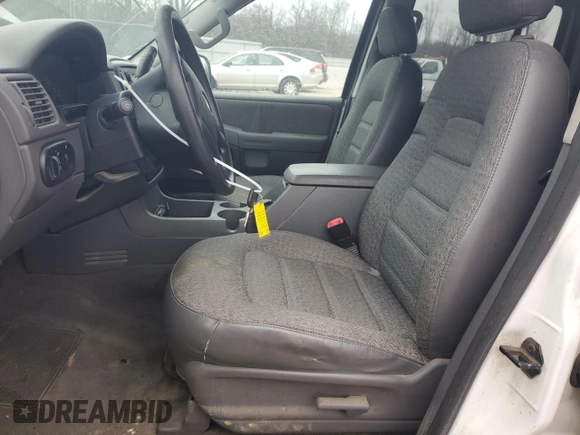 2002 Ford Explorer XLS with VIN 1FMZU72KX2ZC81401, listed as a Copart auction lot 81810034 with 103,291 mi miles and Clean title. Bid and sale history available at DreamBid. Image 7.