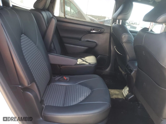 2021 Toyota Highlander XSE with VIN 5TDLZRBH2MS063808, listed as a Copart auction lot 47874045 with 57,127 mi miles and Salvage Title. Bid and sale history available at carsss.com. Image 11.