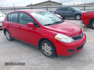 2011 Nissan Versa 1.8 S with VIN 3N1BC1CPXBL404463, listed as a IAAI auction lot 42015170 with 88,419 mi miles. Bid and sale history available at carsss.com. Image 1.